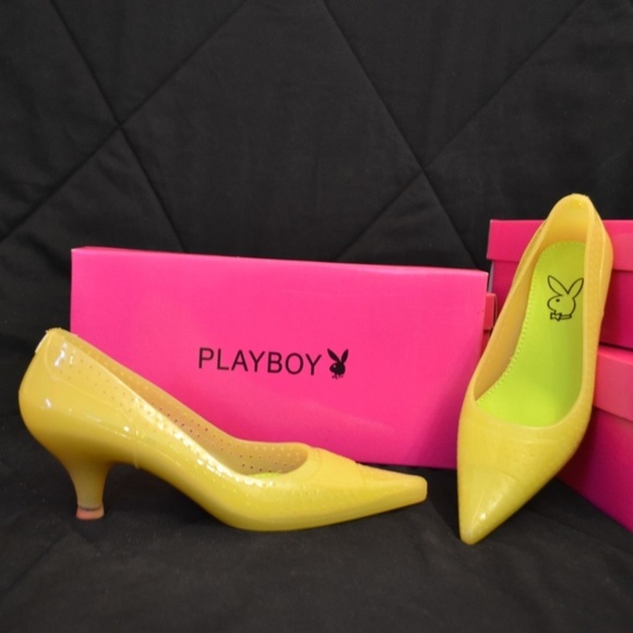 New PLAYBOY Jellin Lime Yellow Kitten Heel Shoes 7 NWT